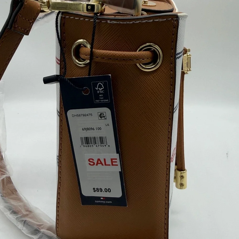 Tommy Hilfiger embrace nautical